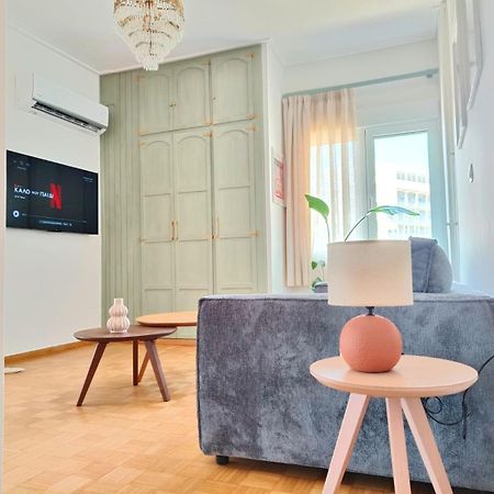 Apartamento Stylish Artistic Flat With View, Three Min To Metro Atenas Exterior foto